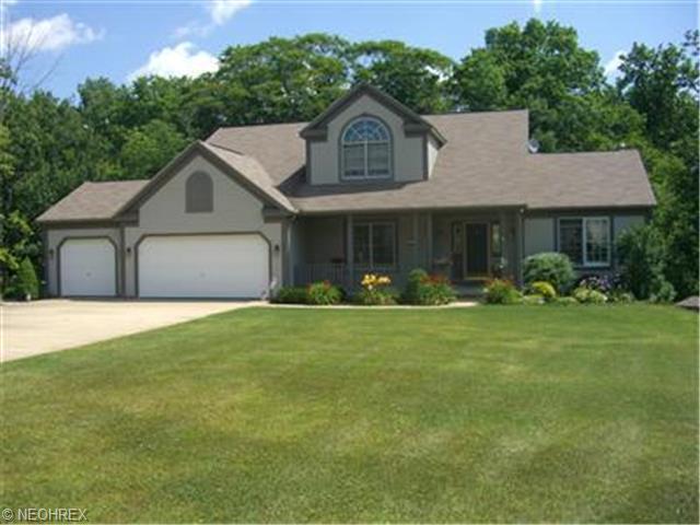 5306 Walnut Grove Ln, Ravenna, OH 44266 photo 1