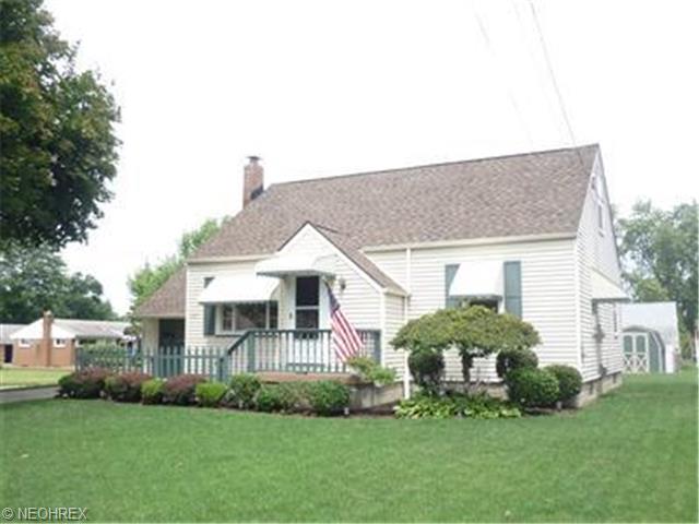 287 Helena Dr, Struthers, OH 44471 photo 1