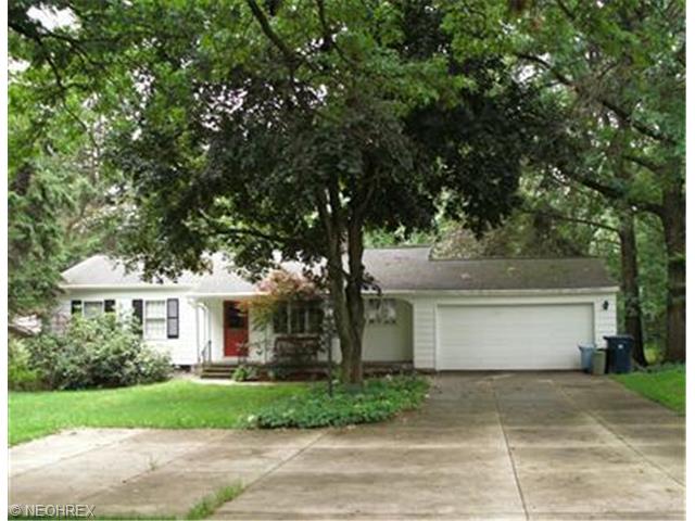 1996 Maple Rd, Stow, OH 44224 photo 1