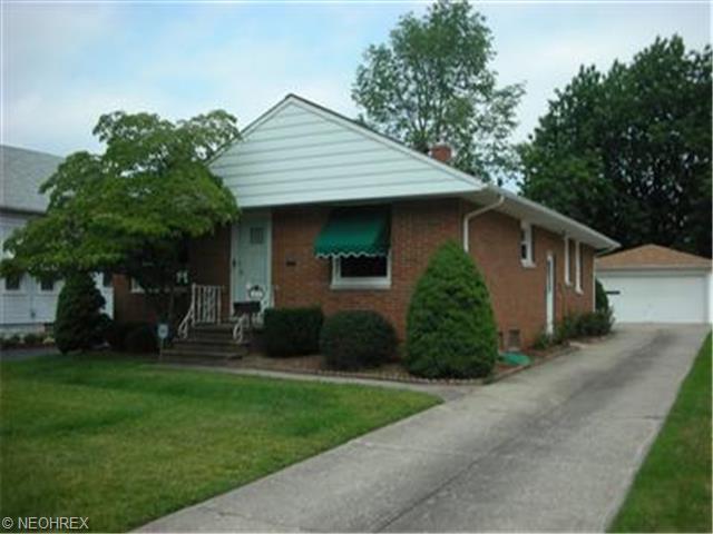 14701 Summit Ave, Maple Heights, OH 44137 photo 1