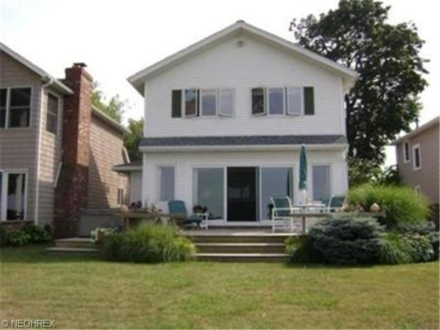 913 Superior Dr, Huron, OH 44839 photo 1