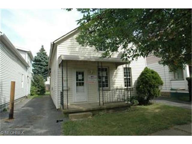 3887 E 55th St, Cleveland, OH 44105 photo 1