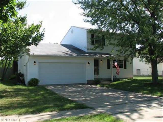 454 Defiance, Elyria, OH 44035 photo 1