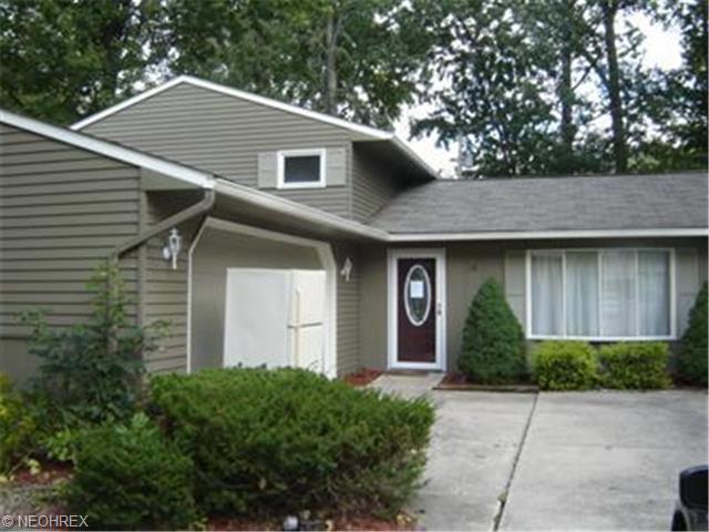 769 Bedford Ave, Elyria, OH 44035 photo 1
