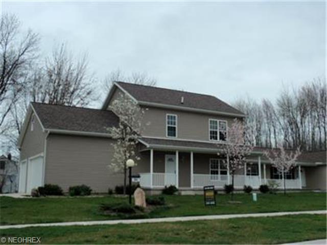 2084 Stonepath St, Lorain, OH 44052 photo 1