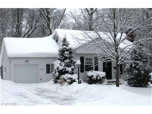 34330 Maple Dr, Solon, OH 44139 photo 1