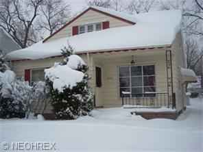 19701 Libby Rd, Maple Heights, OH 44137 photo 1