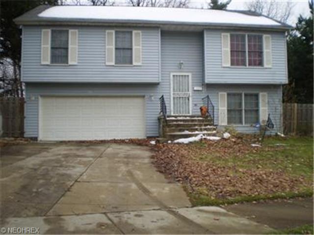 1112 Fess Ave, Akron, OH 44307 photo 1