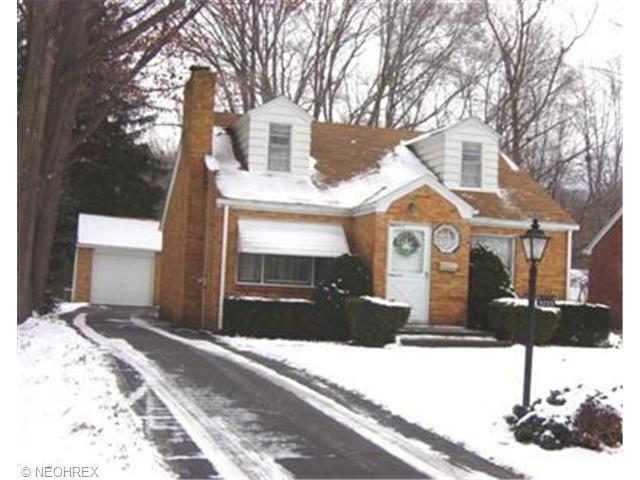 5233 Montrose Ave, Youngstown, OH 44512 photo 1