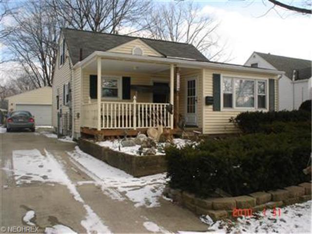 1529 Cedar Dr, Lorain, OH 44052 photo 1