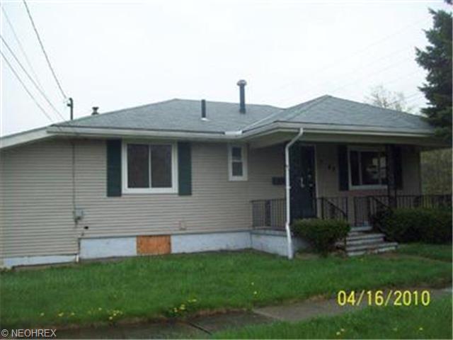 3527 Globe Ave, Lorain, OH 44055 photo 1