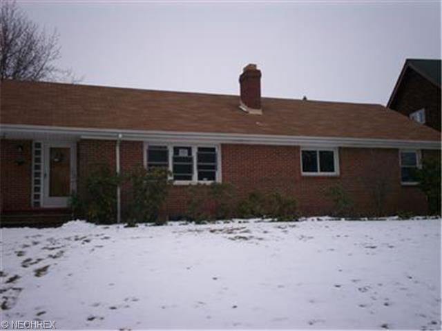 5241 Erwin, Maple Heights, OH 44137 photo 1
