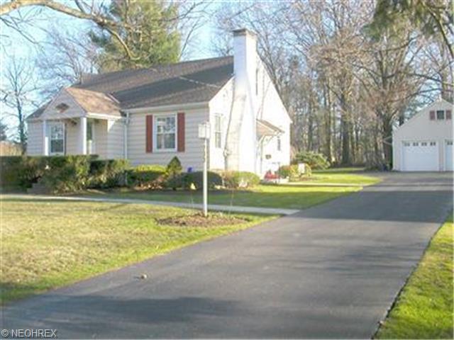 739 Glen Park Rd, Youngstown, OH 44512 photo 1