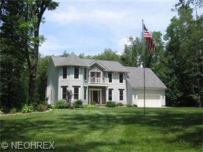 2528 Wright Rd, Akron, OH 44320 photo 1