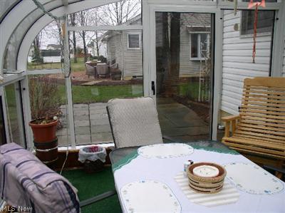 335 Pemberton Dr, Elyria, OH 44035 photo 10