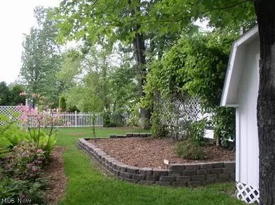 335 Pemberton Dr, Elyria, OH 44035 photo 19