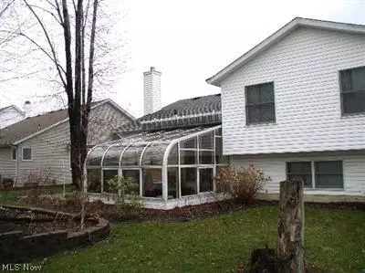 335 Pemberton Dr, Elyria, OH 44035 photo 17