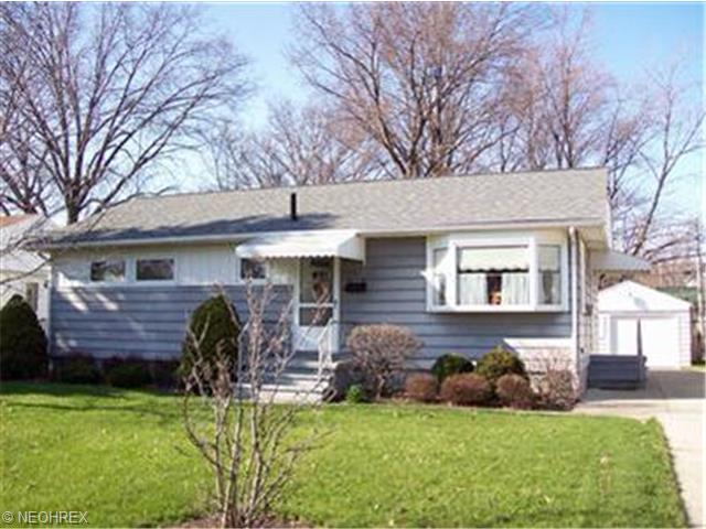 152 Preston St, Elyria, OH 44035 photo 1