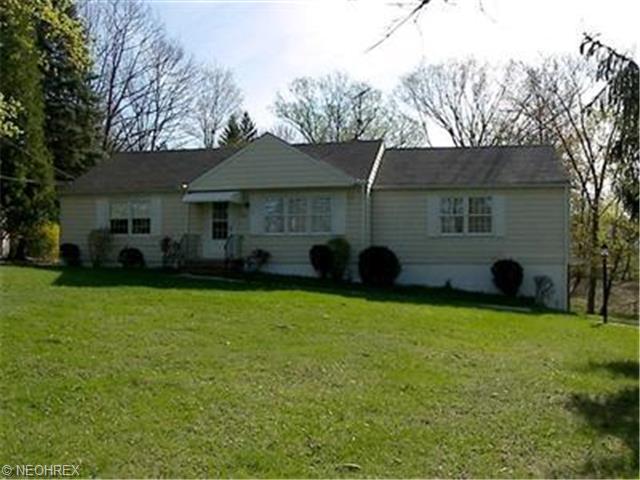 5447 Harper Rd, Solon, OH 44139 photo 1