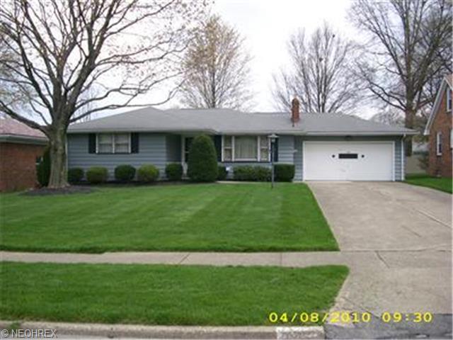 796 Larkridge Ave, Youngstown, OH 44512 photo 1