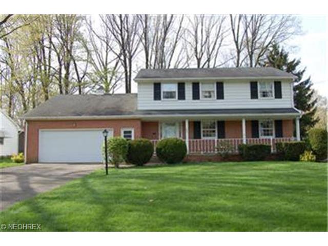 765 Maple Ridge Dr, Youngstown, OH 44512 photo 1
