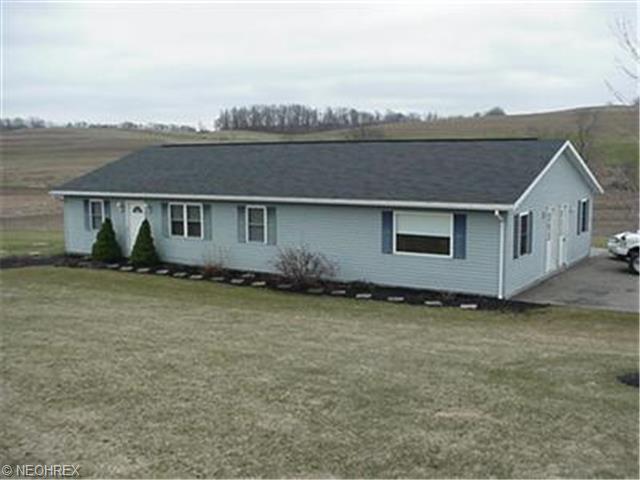 3621 Cr 141, Sugarcreek, OH 44681 photo 1
