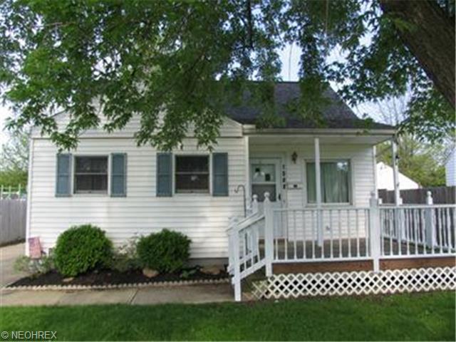 1509 Maple Dr, Lorain, OH 44052 photo 1