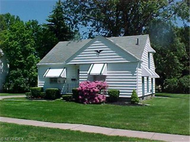 327 Rockfern, Elyria, OH 44035 photo 1