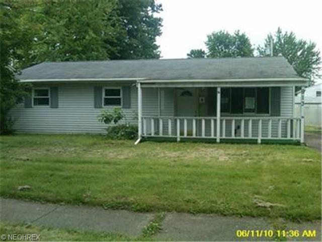 913 Delaware Ave, Elyria, OH 44035 photo 1