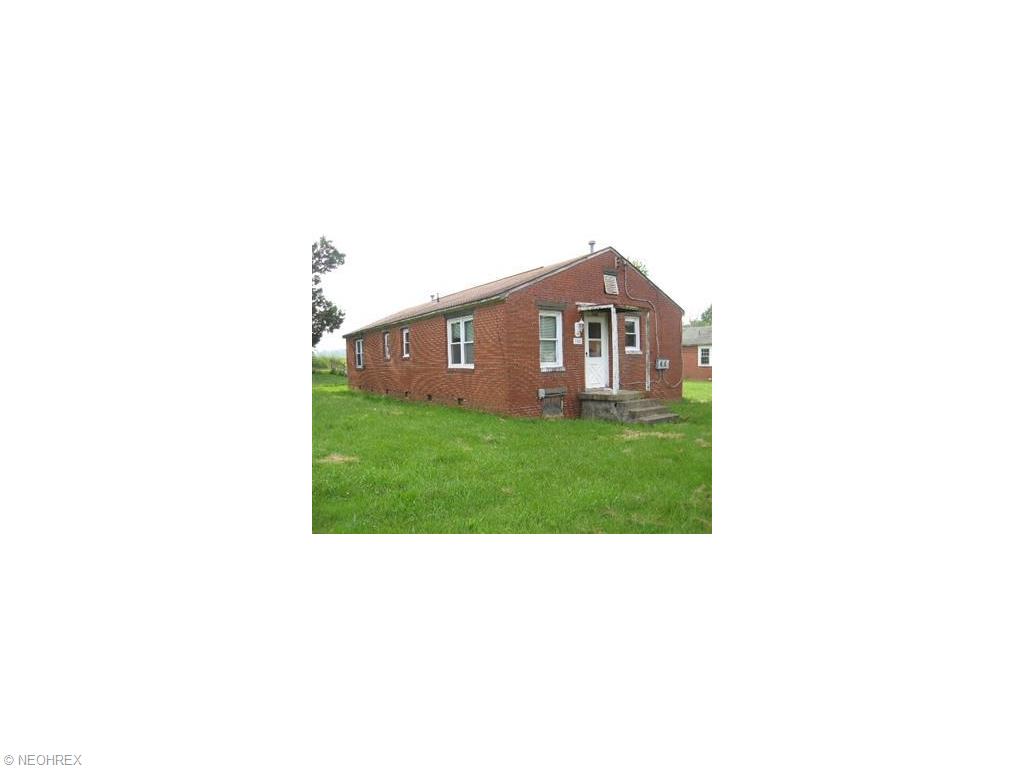 1346 Huron Rd SE, Massillon, OH 44646 photo 1