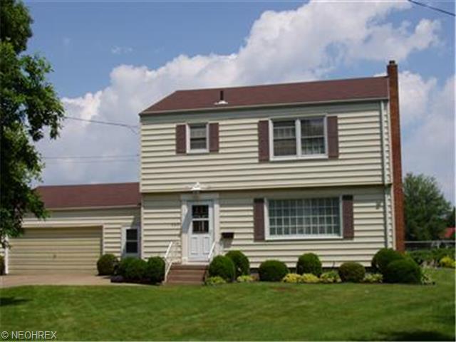 567 Adams Ave, Huron, OH 44839 photo 1