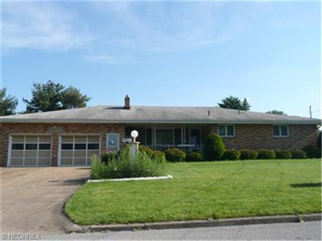 544 Maplewood Ave, Struthers, OH 44471 photo 1