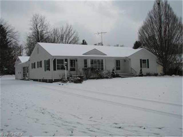 619 Washington Ave, Elyria, OH 44035 photo 1