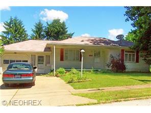 618 Devitt Ave, Campbell, OH 44405 photo 2