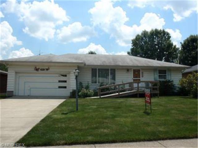1237 Bell Ct, Elyria, OH 44035 photo 1
