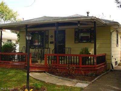 311 Jackson Ave, Elyria, OH 44035 photo 1