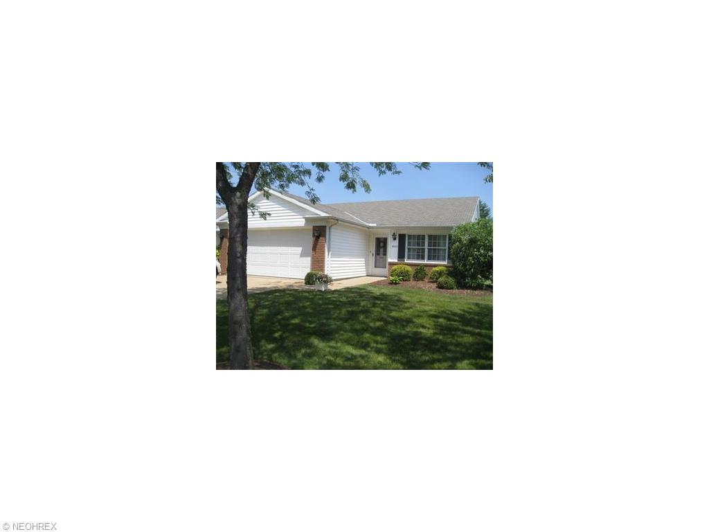 927 Hidden Valley Dr, Huron, OH 44839 photo 1