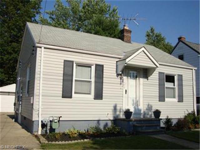 1663 Douglas Rd, Wickliffe, OH 44092 photo 1