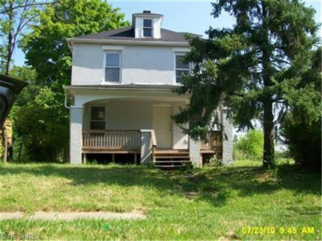 1975 E 29th St, Lorain, OH 44055 photo 1