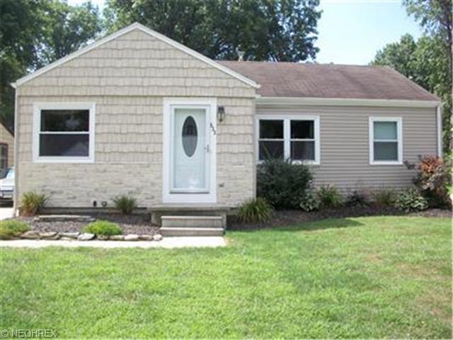 533 Harvard Ave, Elyria, OH 44035 photo 1