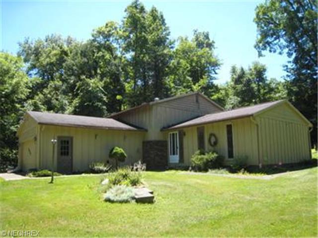 9319 Angling Rd, Wakeman, OH 44889 photo 1
