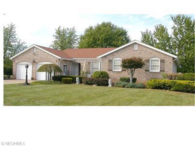 613 W Omar St, Struthers, OH 44471 photo 1