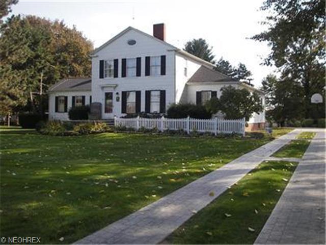 9182 Jackson St, Mentor, OH 44060 photo 1