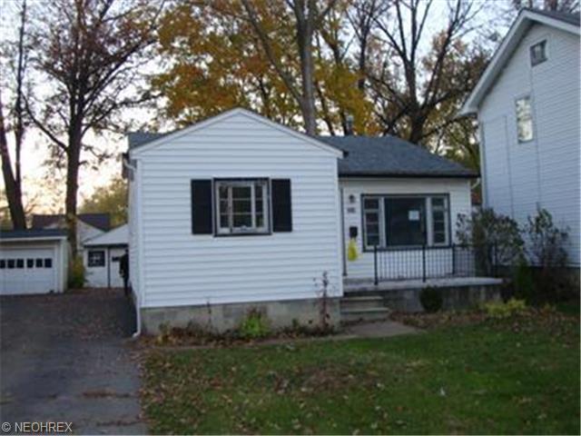 312 Olive St, Elyria, OH 44035 photo 1