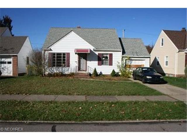 374 E 264th St, Euclid, OH 44132 photo 1