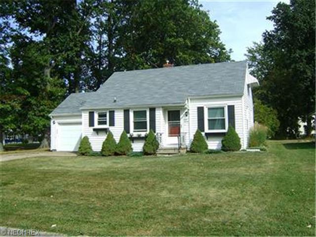 820 Allen Ave, Ashtabula, OH 44004 photo 1