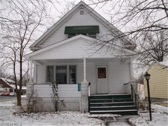 1047 Thayer Ave, Ashtabula, OH 44004 photo 1
