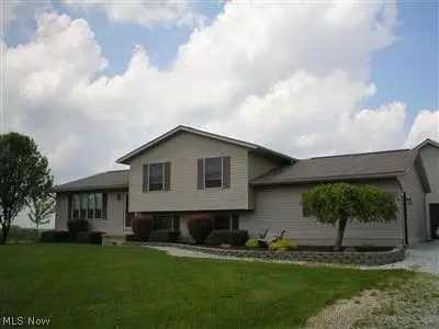 28556 Hartley Rd, Beloit, OH 44609 photo 1