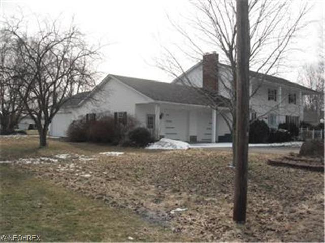 18 Farmer St, Wakeman, OH 44889 photo 1