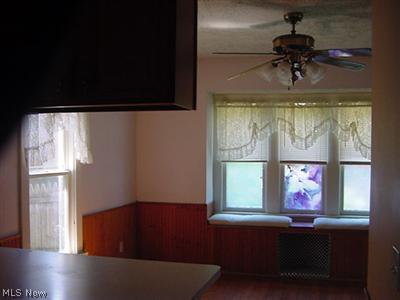 111 Glendale Ct, Elyria, OH 44035 photo 9